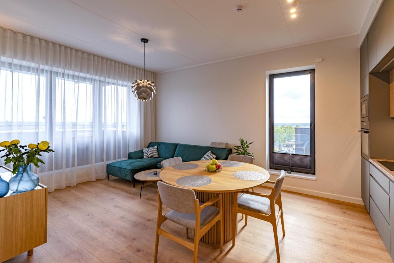 Artisa Riia Str 20A Luxury 2Br Penthouse Apartment ตาร์ตู ภายนอก รูปภาพ